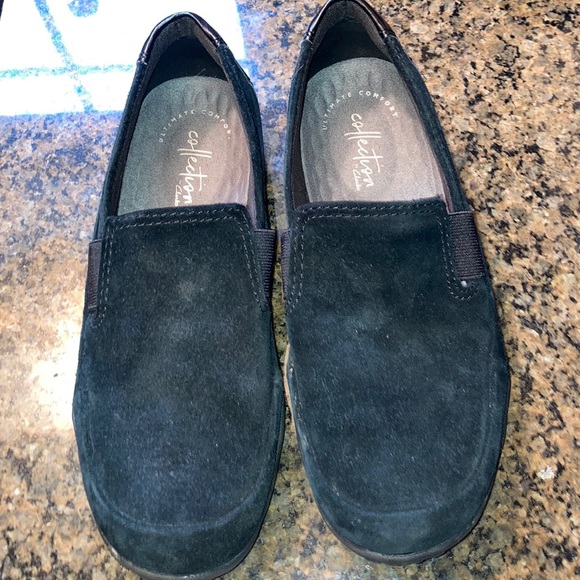 Clark’s Ultimate Comfort Collection Suede Loafers - Picture 1 of 7